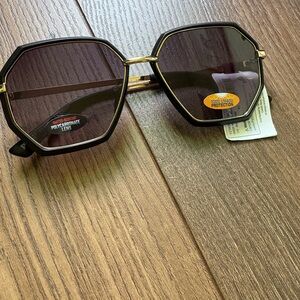 PUGS Women’s Black and Gold Geometric Sunglasses with UV Protection